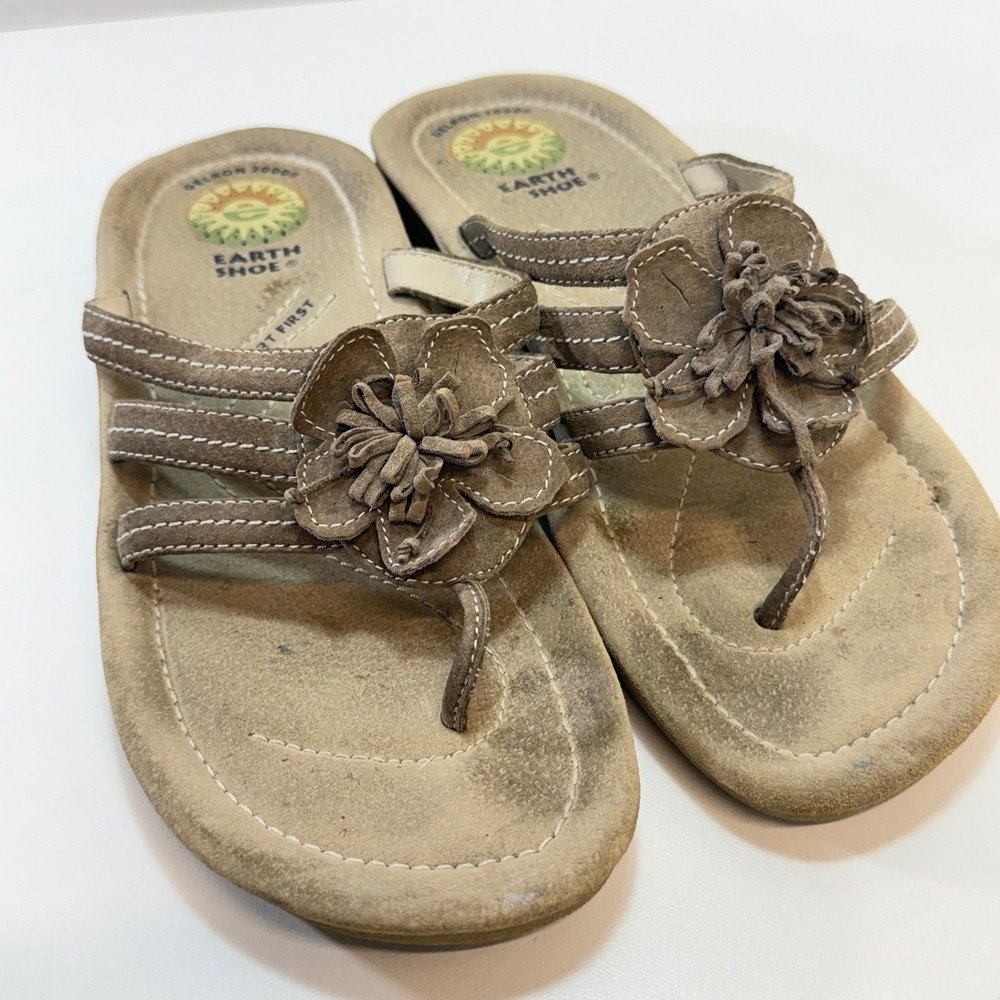 Earth Shoe Lavender Sandals Women 6.5 Brown Leather Flower Thong Gelron 2000